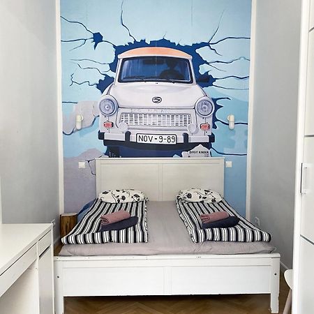 Nice "Trabi" Apartment In The City 부다페스트 외부 사진