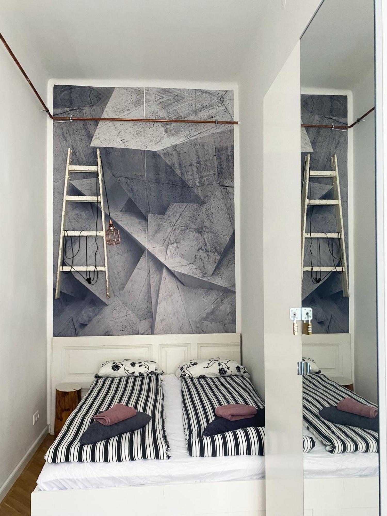 Nice "Trabi" Apartment In The City 부다페스트 외부 사진