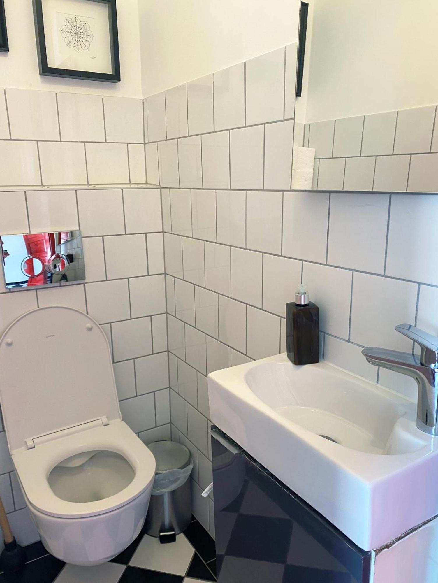 Nice "Trabi" Apartment In The City 부다페스트 외부 사진