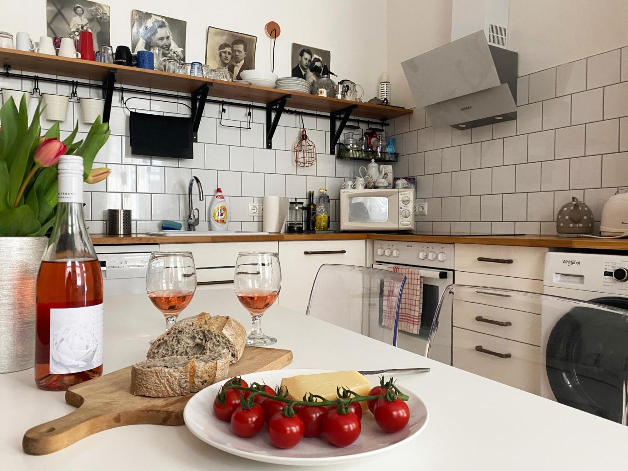 Nice "Trabi" Apartment In The City 부다페스트 외부 사진